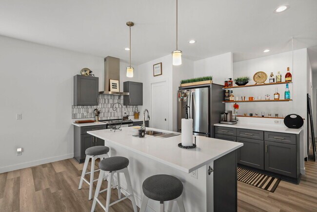 Foto del edificio - 113 Lupine Ave