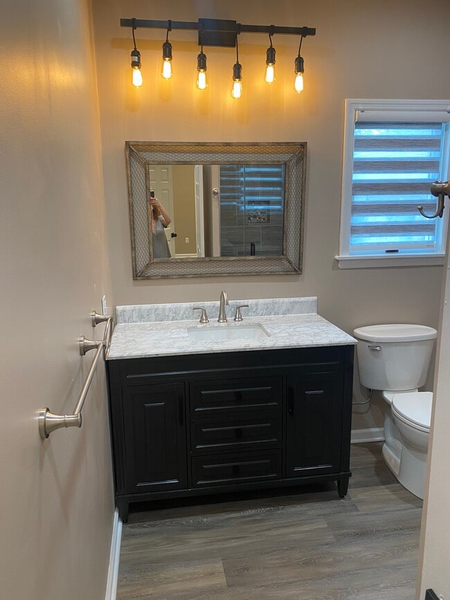 Baño - 410 Franklin Ave