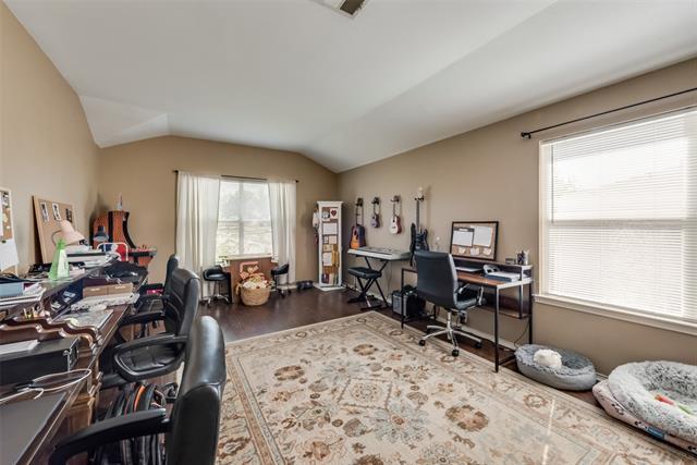 Building Photo - 4308 Vinyard Way