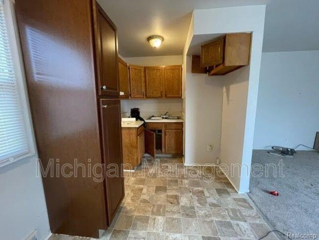 Building Photo - 2653 Ackley Ave