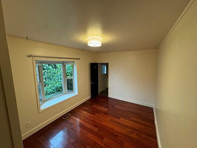 Foto del edificio - 9803 Rainier Ave S