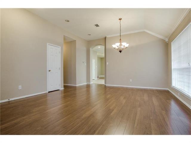 Building Photo - 10610 Stone Falls Ln