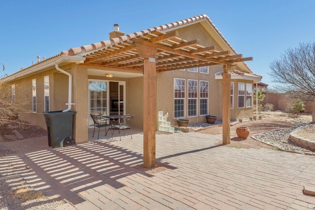 Building Photo - 5420 Kokopelli Ct NW