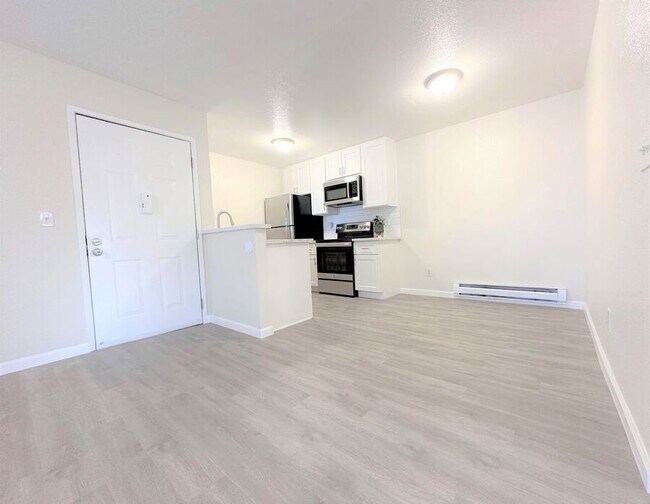 Foto del edificio - 16424 Foothill Blvd