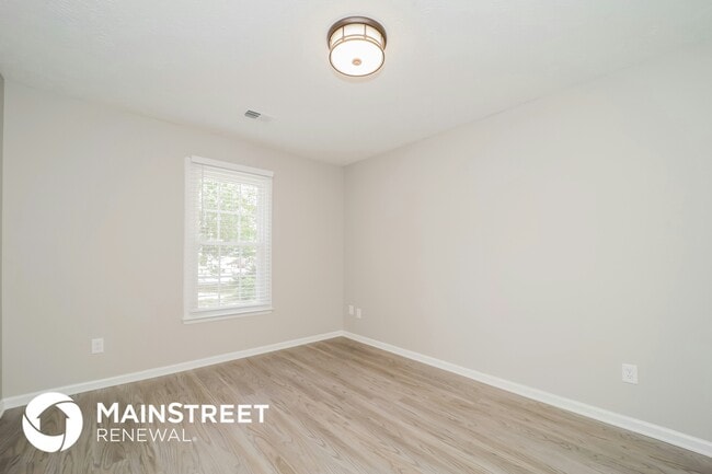 Foto del edificio - 1127 Reynolds Ct