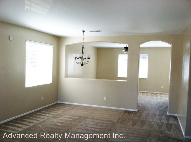 Foto del edificio - 4 br, 2 bath House - 3103 Campfire Dr.