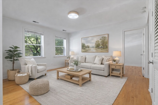 Building Photo - 1347 W Eddy St