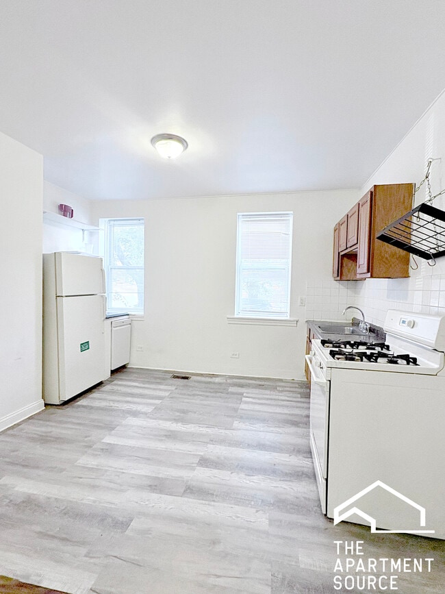 Foto del edificio - 1900 S Throop St