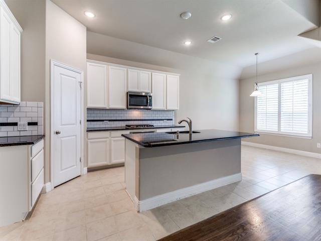 Building Photo - 2417 Shenfield Dr