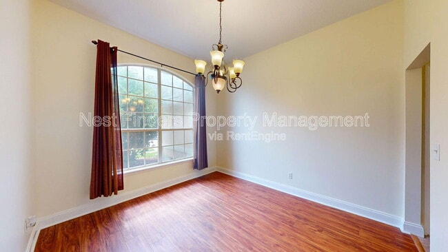 Building Photo - 440 Crescent Pond Dr