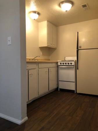 Quaint kitchen - 2414 Ousdahl Rd