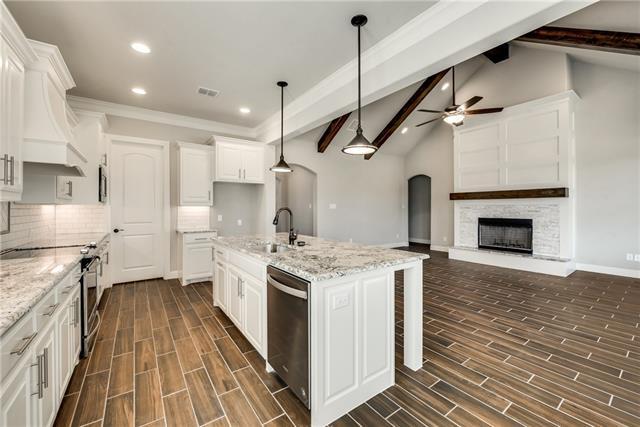 Building Photo - 8240 Scharmel Ln