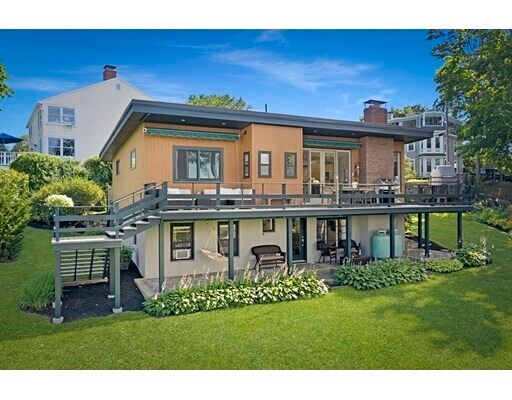 Foto del edificio - 52 Cloutmans Ln