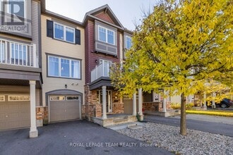 Building Photo - 552 Foxlight Cir