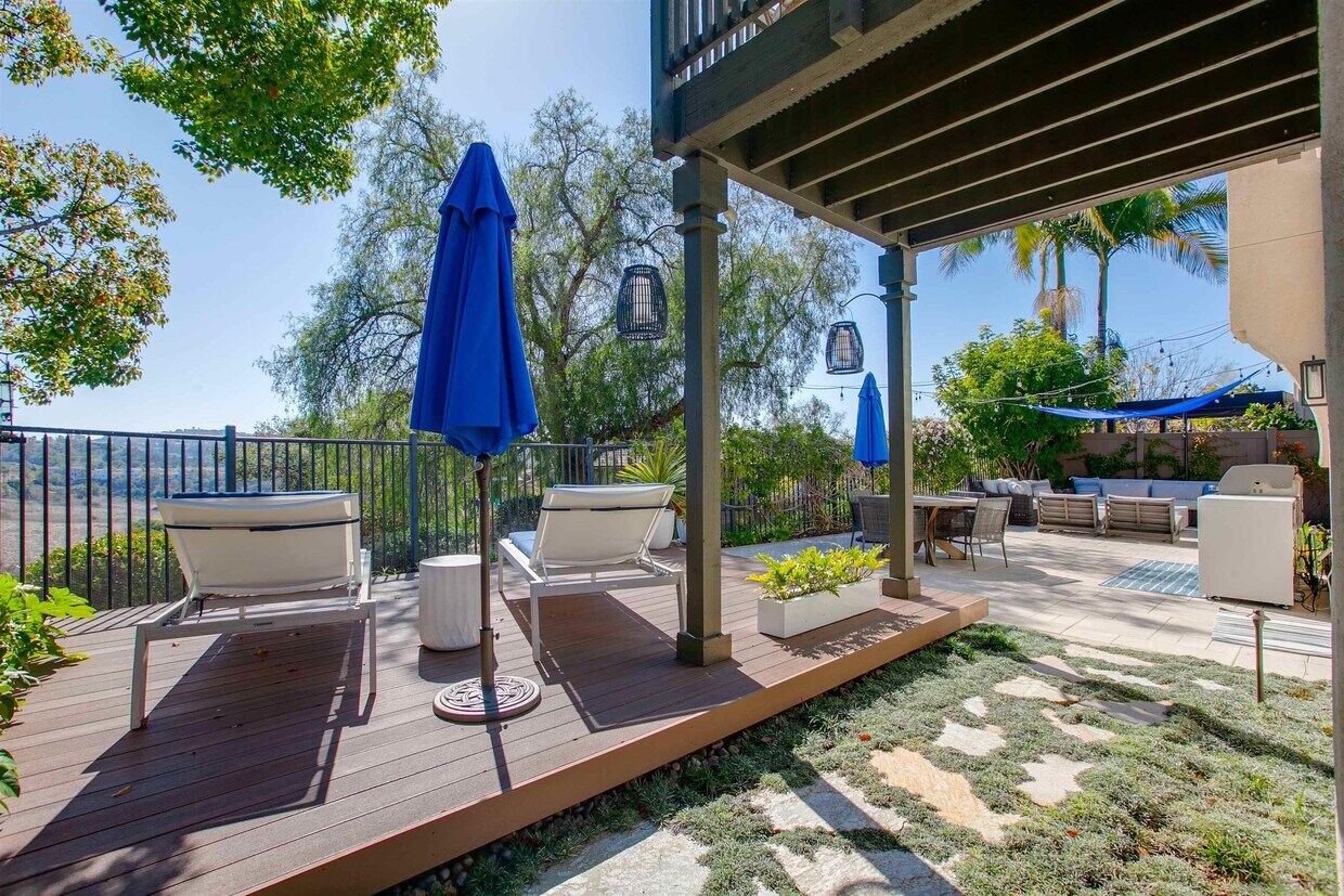 Primary Photo - 6052 Rancho Bravado