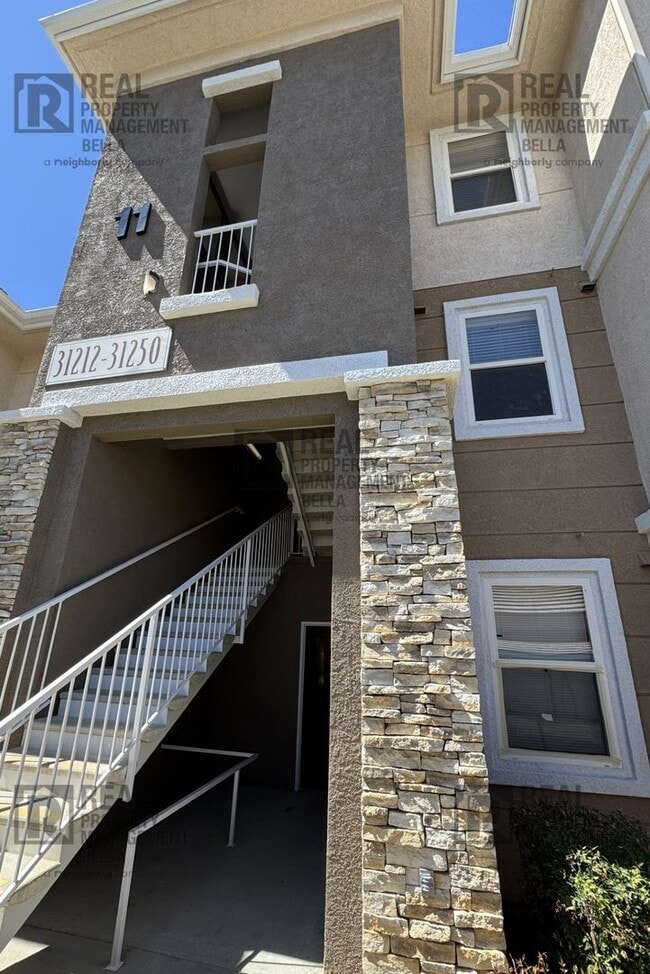 Building Photo - 31218 Taylor Ln