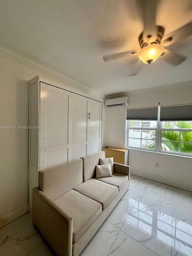 Foto del edificio - 1455 Michigan Ave