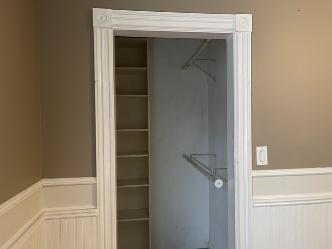 Armario del segundo dormitorio - 87 Mill River Ave