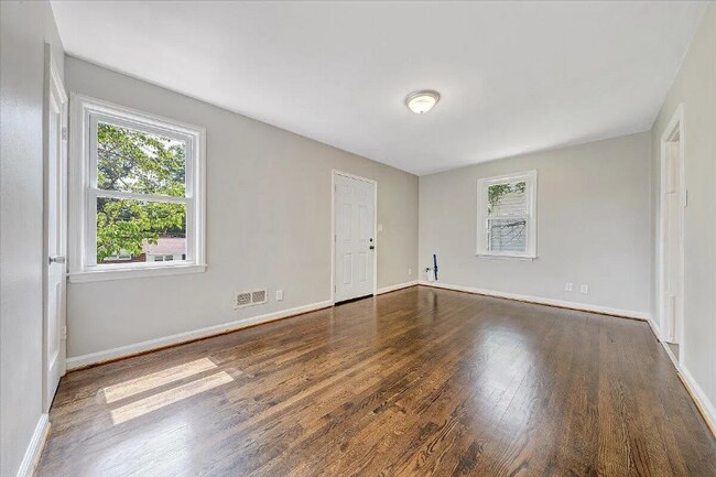 Foto del edificio - 2109 Colgate St NE