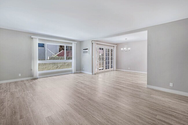 Building Photo - 1253 Berkeley St