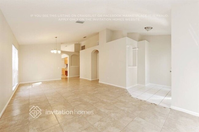Building Photo - 10408 Hunters Haven Blvd