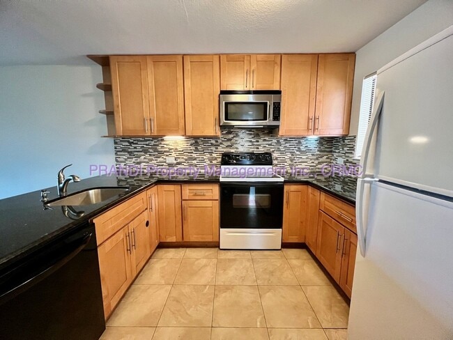 Building Photo - Desirable Spyglass Hill Condo in Greenbrae!