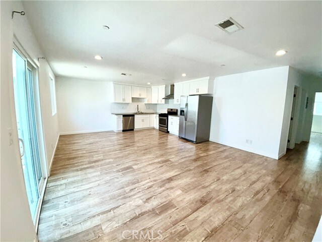 Building Photo - 10824 Morrison St
