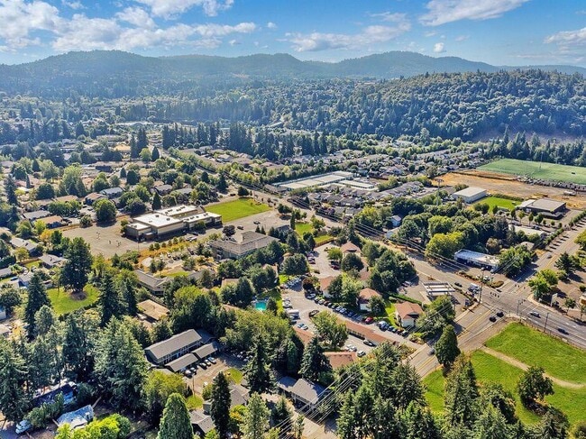 View of City Foothills Apartments Portland OR - Foothills Apartments