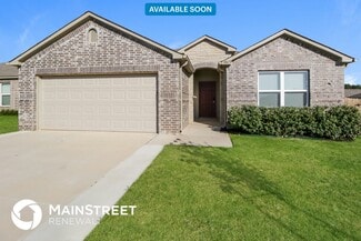 Building Photo - 1800 Sloane Dr