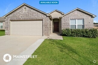 Building Photo - 1800 Sloane Dr