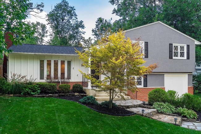Building Photo - 2497 Fishinger Rd