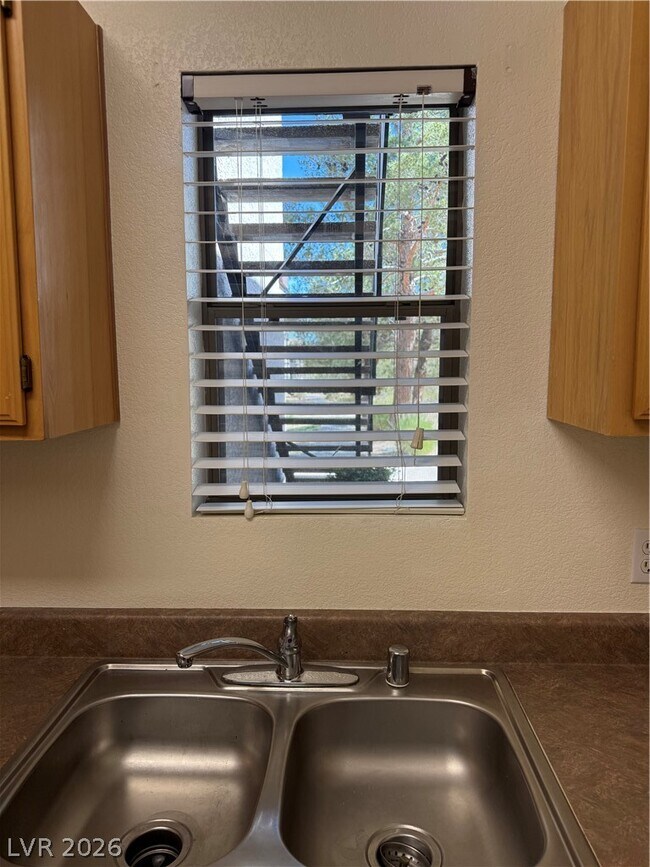 Foto del edificio - 45 Maleena Mesa St