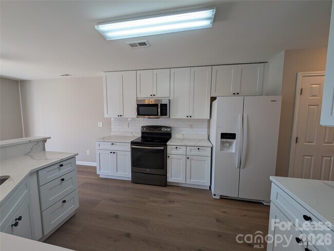 Foto del edificio - 11307 Breezehill Ln