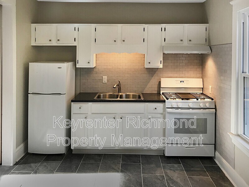 Primary Photo - 404 W 27th St