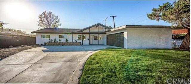 Foto principal - 2028 N Sacramento St