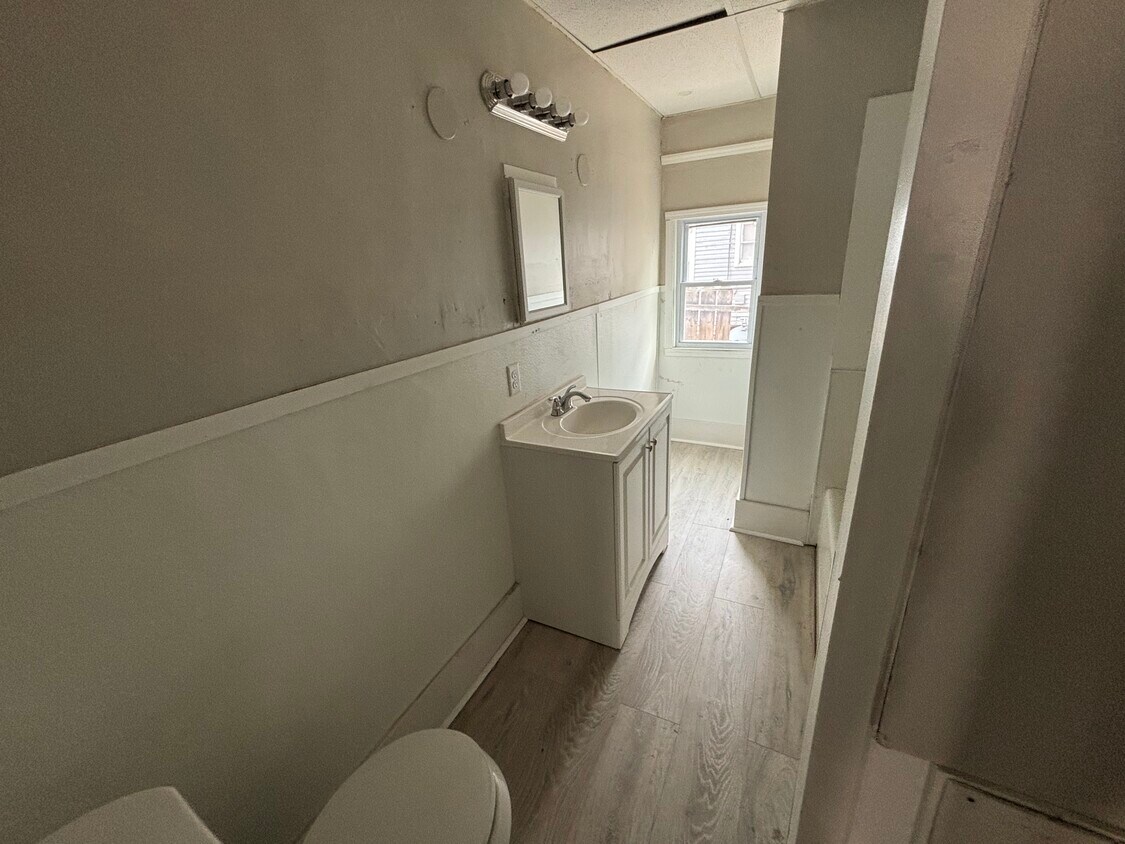 Foto del edificio - 14 E 6th Ave