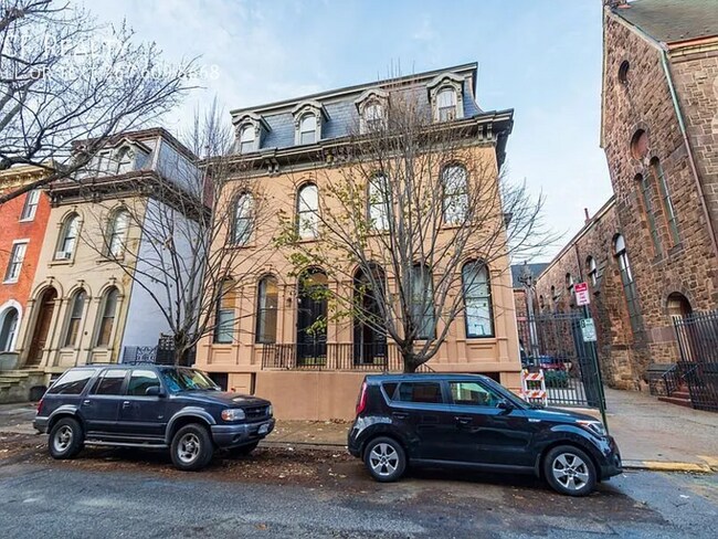 Photo - 1913 Wallace Street - 12 Apartment