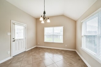 Building Photo - 14711 E Red Bayberry Ct