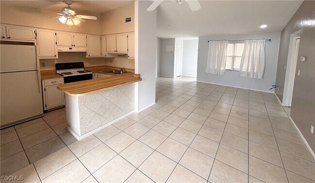 Foto del edificio - 3306 SW 7th Pl