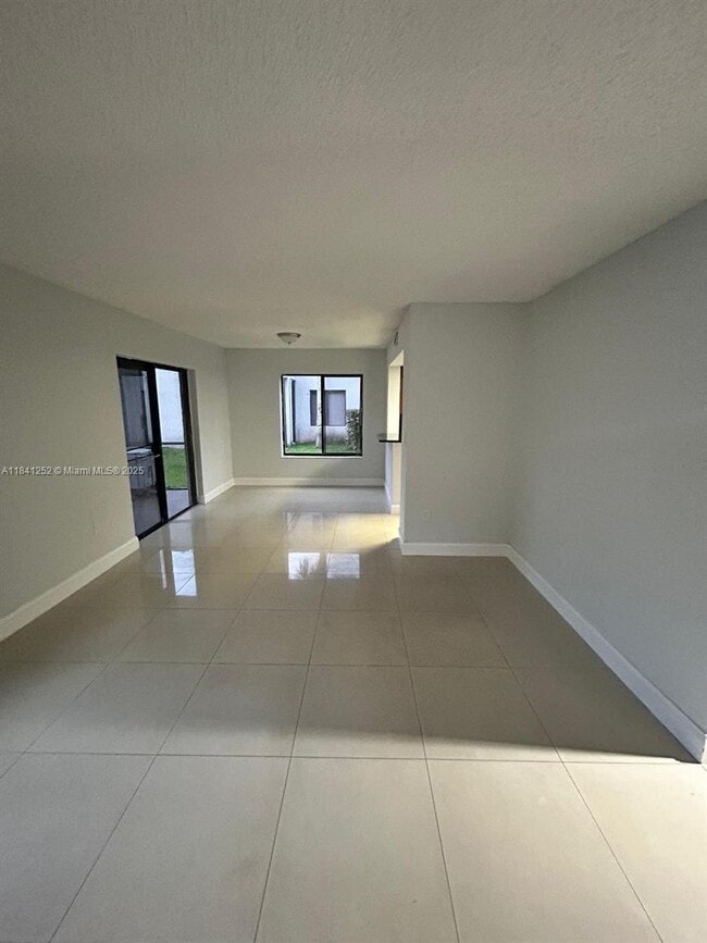 Building Photo - 3247 Coral Lake Way