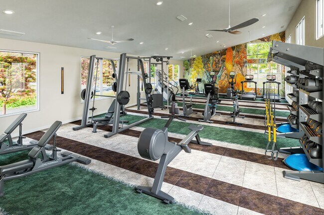Gimnasio - Canyon Terrace Apartments