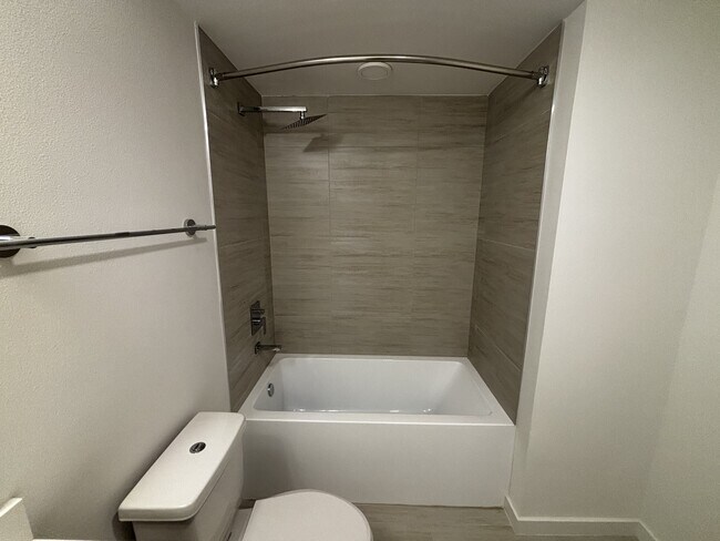 Foto del edificio - 5563 Millenia Blvd