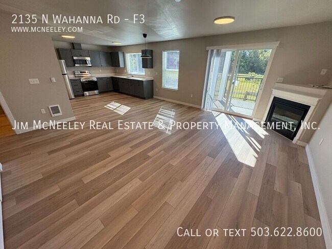 Building Photo - 2135 N Wahanna Rd
