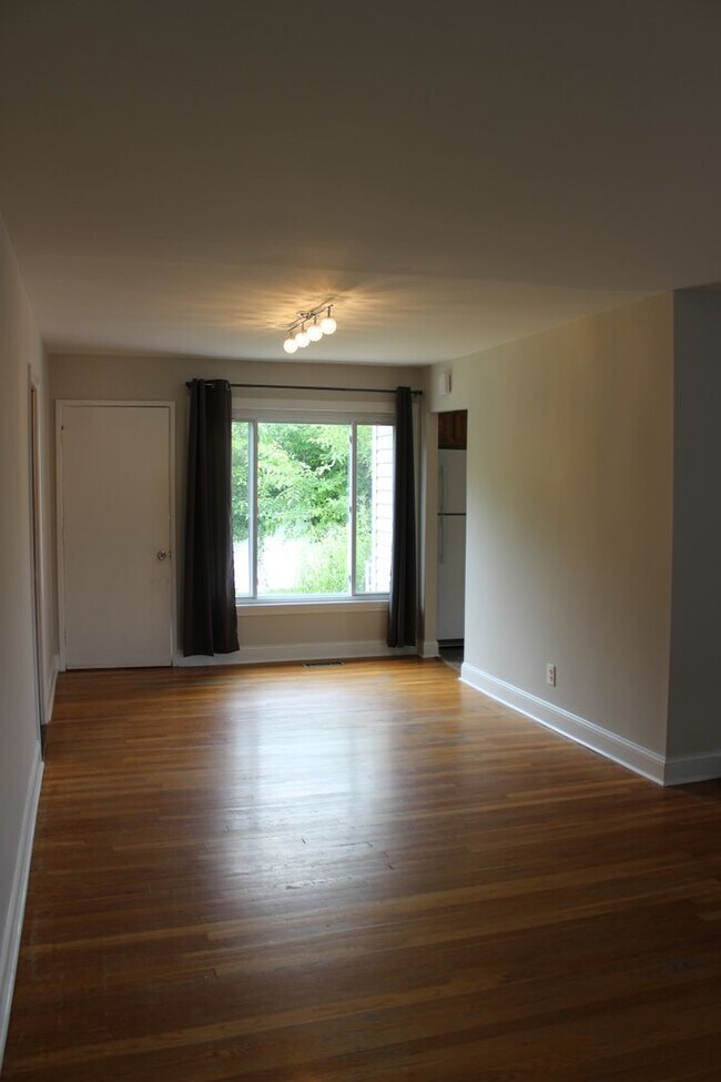 Foto del edificio - 8320 Old Harford Rd
