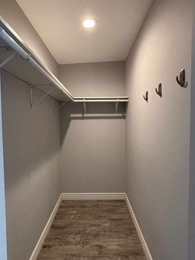 Foto del edificio - Charming & Private Backhouse Studio in Desirable Long Beach Neighborhood!