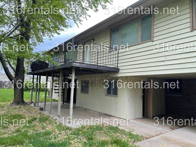 Building Photo - 110 Cherry Hills Ct