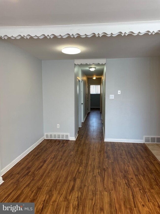 Foto del edificio - 4403 Pearson Ave