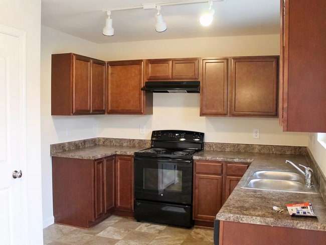Foto del edificio - NEW LISTING!!!!!