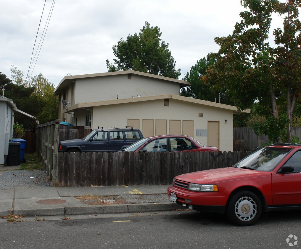 Foto del edificio - 1116 3rd St