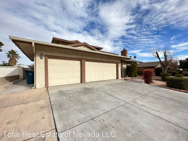 Building Photo - 3 br, 3 bath House - 2916 W Oakey Blvd